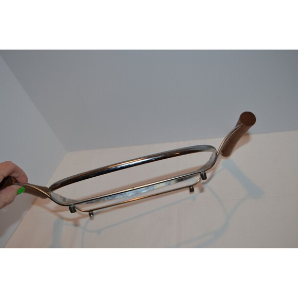 Vintage 1950s Metal Trivet with MCM Handles and Legs - Picture 4 of 4